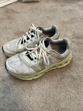 On CloudGo Running Shoes